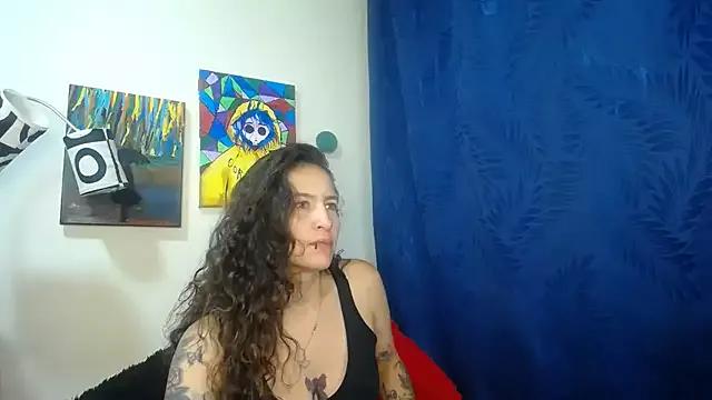 Freechat Leyla_Horny_Bg on StripChat