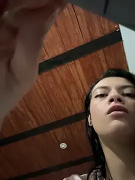 StripChat LiaCollings is Freechat LiaCollings — pussy play+squirt