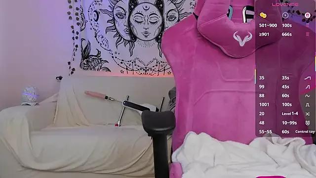 Liberty__ on StripChat