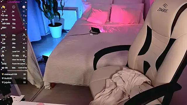 Lil_Amelie from StripChat