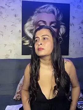 Lili__taylor on StripChat 