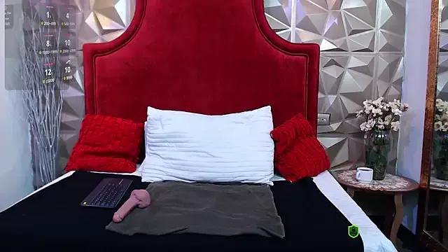 Lili_Opal on StripChat 