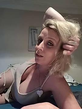 lilie69 on StripChat