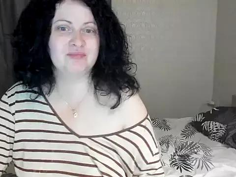 Lillian2 on StripChat 
