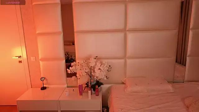 Private Lilly_Colins on StripChat