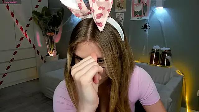 Checkout Linakorvin, she wants to masturbate for you linakorvin from StripChat