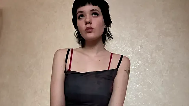 LioraSin — Show my feet