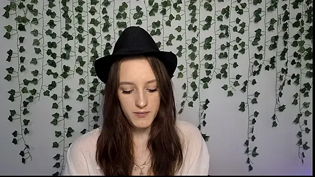 Freechat LisaBoddy on StripChat