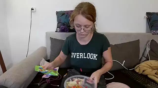 little-leni on StripChat 