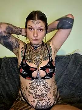 lizzardqueeen from StripChat