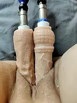 Lola_Hale on StripChat