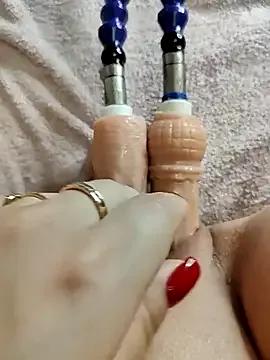 Lola_Hale on StripChat