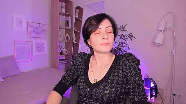 LorenDaze on StripChat