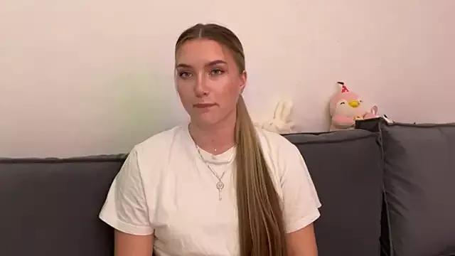 LouraStalter from StripChat