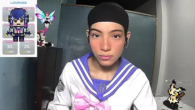 Freechat Lovelyamyy on StripChat