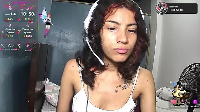 Freechat Lovelyamyy on StripChat