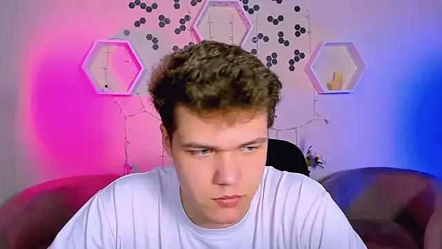 lucas_long_ on StripChat