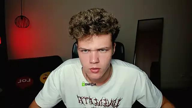 lucas_long_ on StripChat