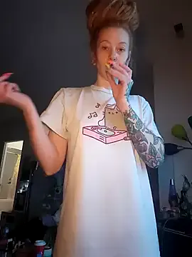 LucidLucy — Panties off & let me sit on ur face