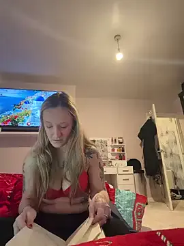 StripChat LucyRoseMae is Freechat LucyRoseMae — Bounce boobies