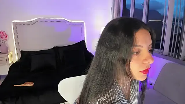 luisa__rosse — ass show 