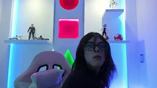 Freechat Lullaby_Charade on StripChat