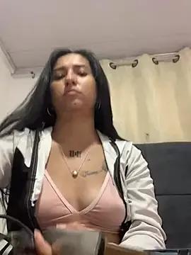 Freechat luna_asss on StripChat
