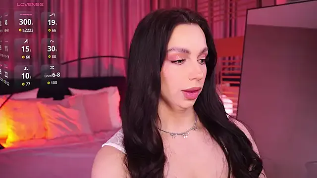 Freechat LunaNight on StripChat