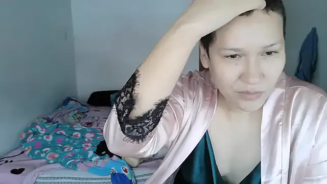 luxandracon23 on StripChat