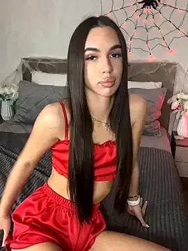 Freechat LuxBrunette- on StripChat