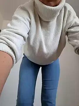 luxxe25 on StripChat