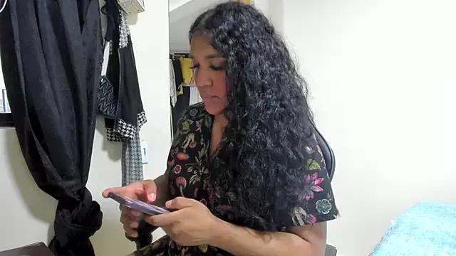 Freechat madisonbrunette on StripChat