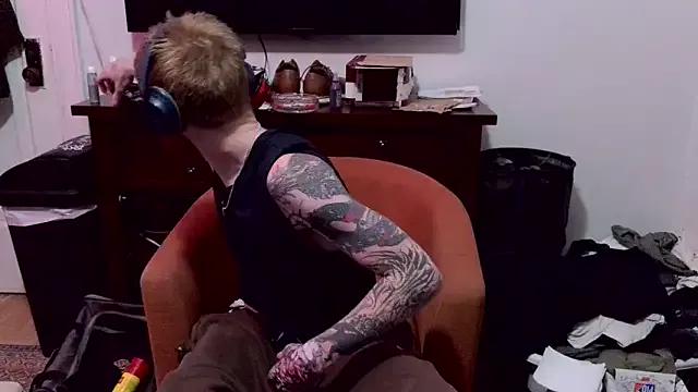 Magnetic127 from StripChat