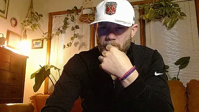 marcus_graves_13 — Oil Show (Jerk Off 10 MInutes)