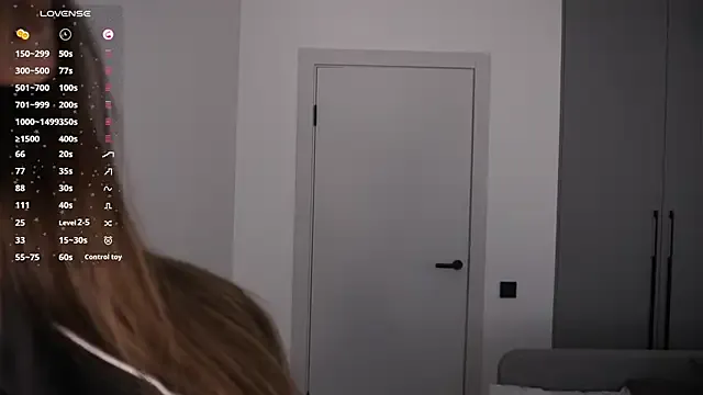 StripChat MarenGoodrich is Freechat MarenGoodrich — Shake my boobs