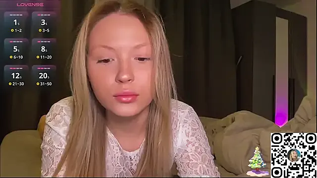 Margo-pvt — suck fingers close up