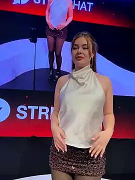 MaribelRiver on StripChat