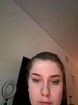 MaribelRiver on StripChat