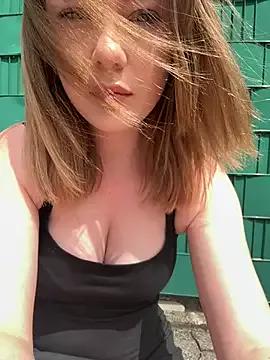 MaribelRiver on StripChat