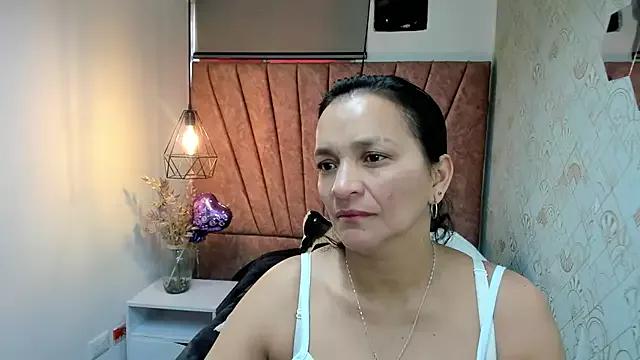 Watch MarilynMiilf_, she wants to masturbate for you MarilynMiilf_ from StripChat