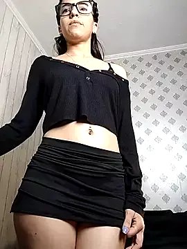 Freechat MaryannG on StripChat