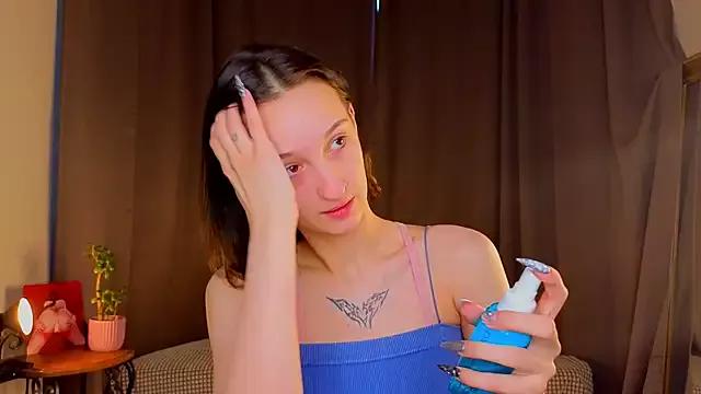 Freechat MaryroseRoeder on StripChat