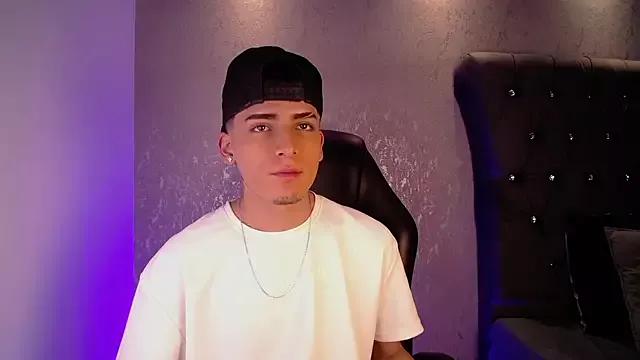 Admire MateoMitchell, he wants to masturbate for you MateoMitchell from StripChat