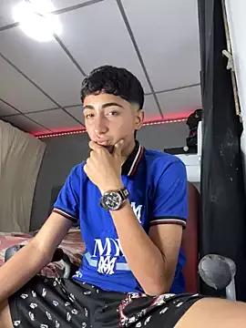 MathieuAGT from StripChat