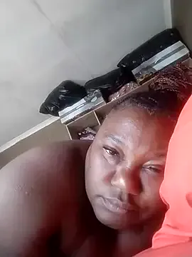 MATUREBUSSTY