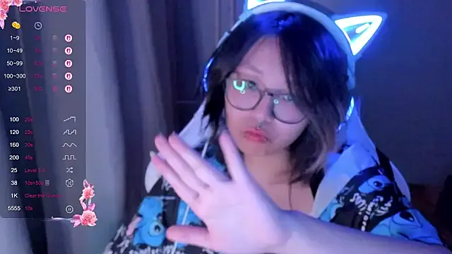 maydaykimmy — 20 buttspanks <3