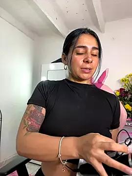 Freechat Meganmilk1 on StripChat