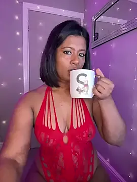 Melarose82 — dildo in pussy close up