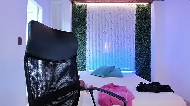 Melisa_Soto —  FINGERING  IN PUSSY