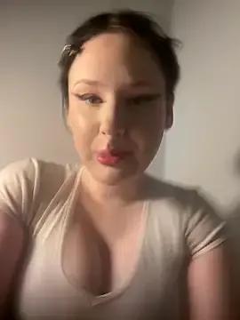 Melissa-Kiss from StripChat